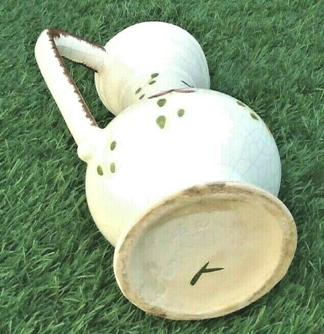 Cracked white pitcher Sandstone of " Puisaye "  1960