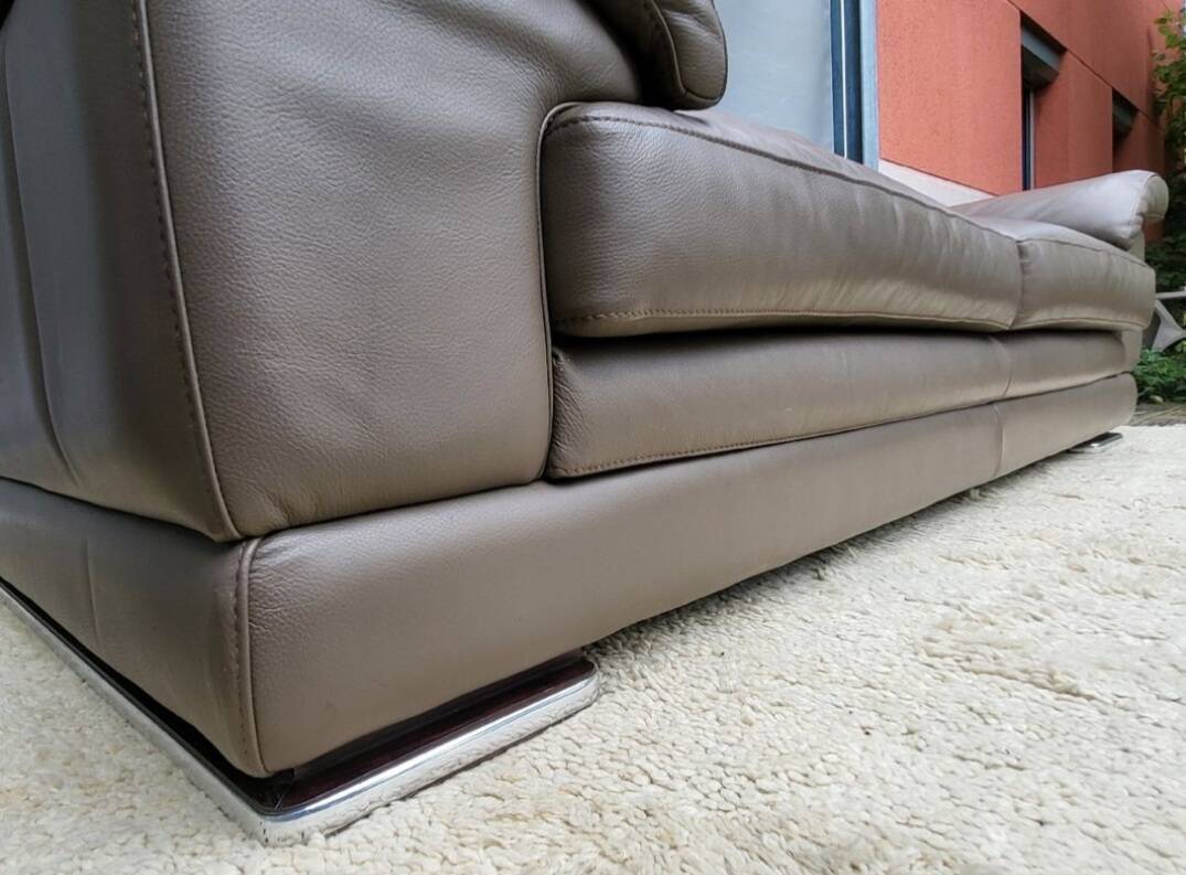 Crozatier leather lounge sofa