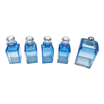 Ensemble de 5 flacons de toilette en cristal de Bohême bleu saphir