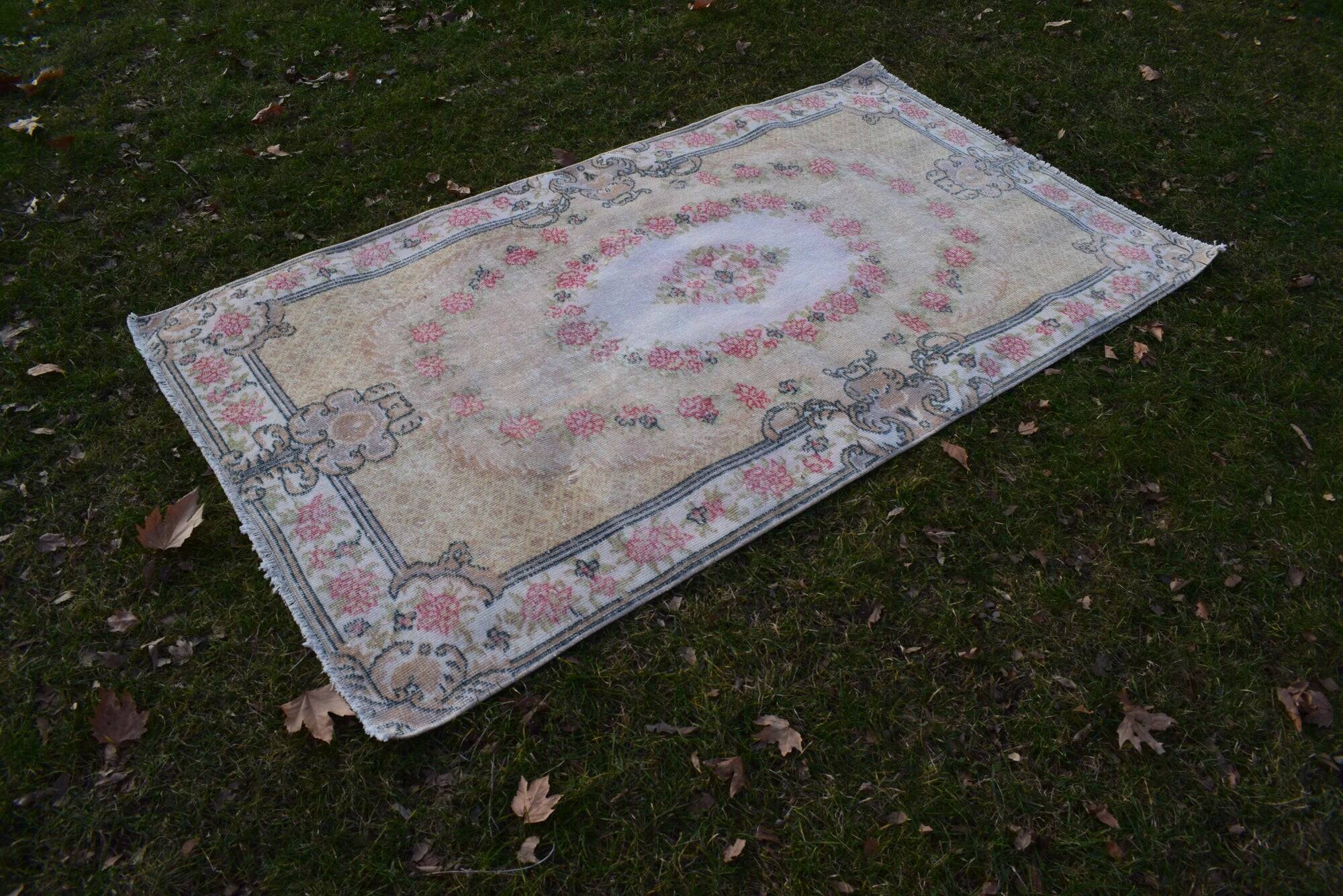 Vintage Turkish handmade rug 114x210 cm
