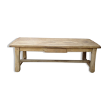 Farm table