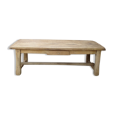 Farm table
