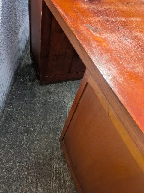Adult desk