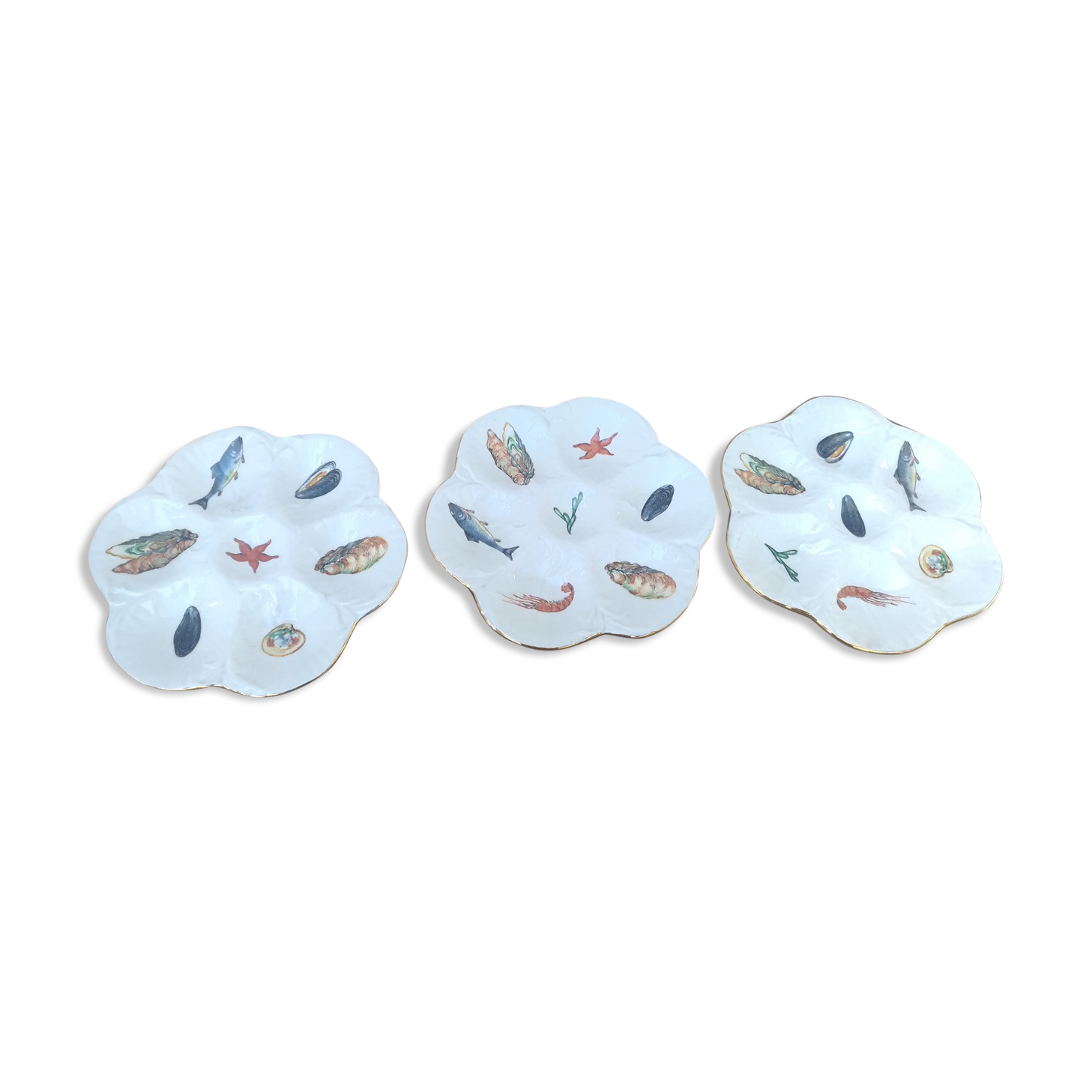 3 oyster plates