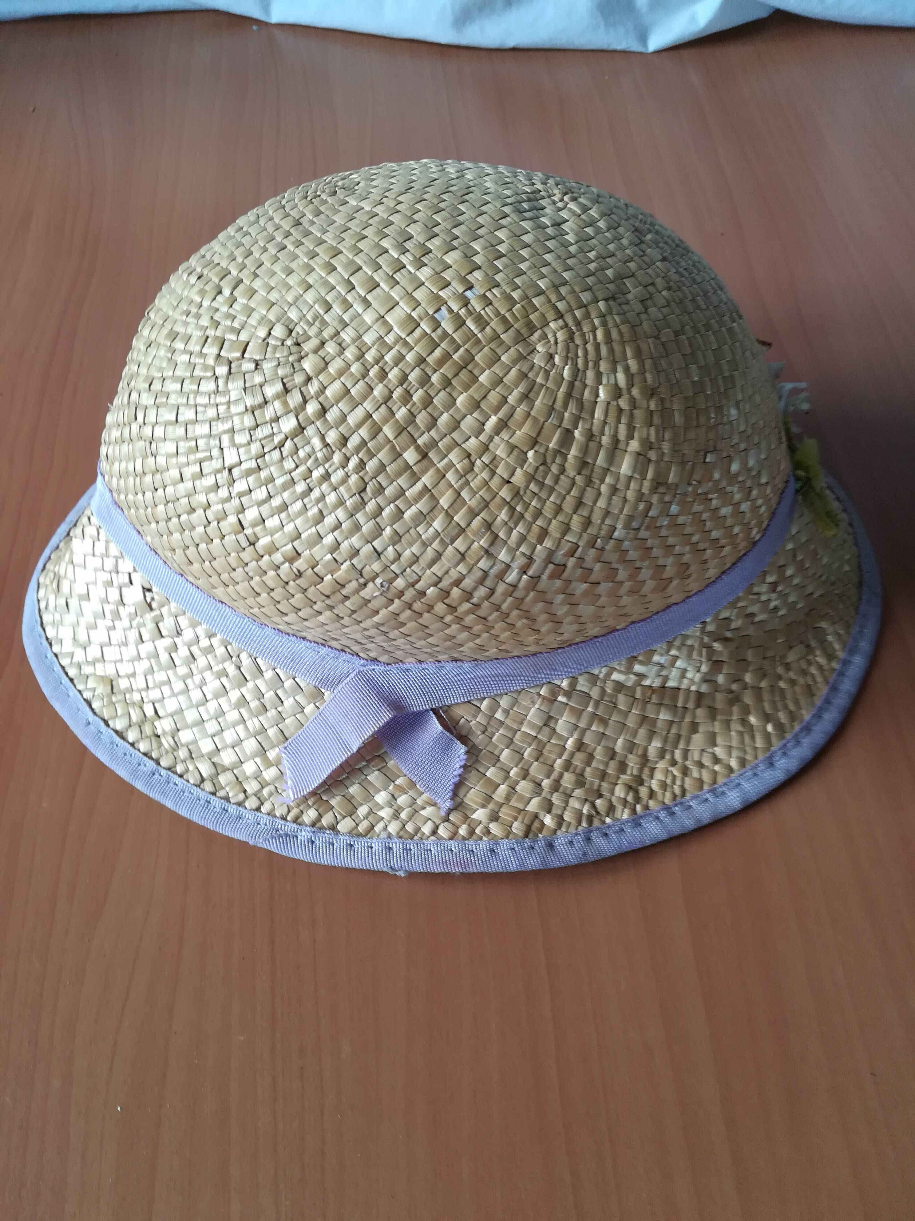 Chapeau en paille style canotier femme