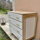 Commode style atelier rénovée blanche et bois