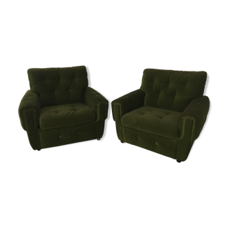 Pair of armchairs, green velvet on wheels, from the 70s