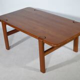 Table basse en teck massif danoise Olsen & Son années 1960