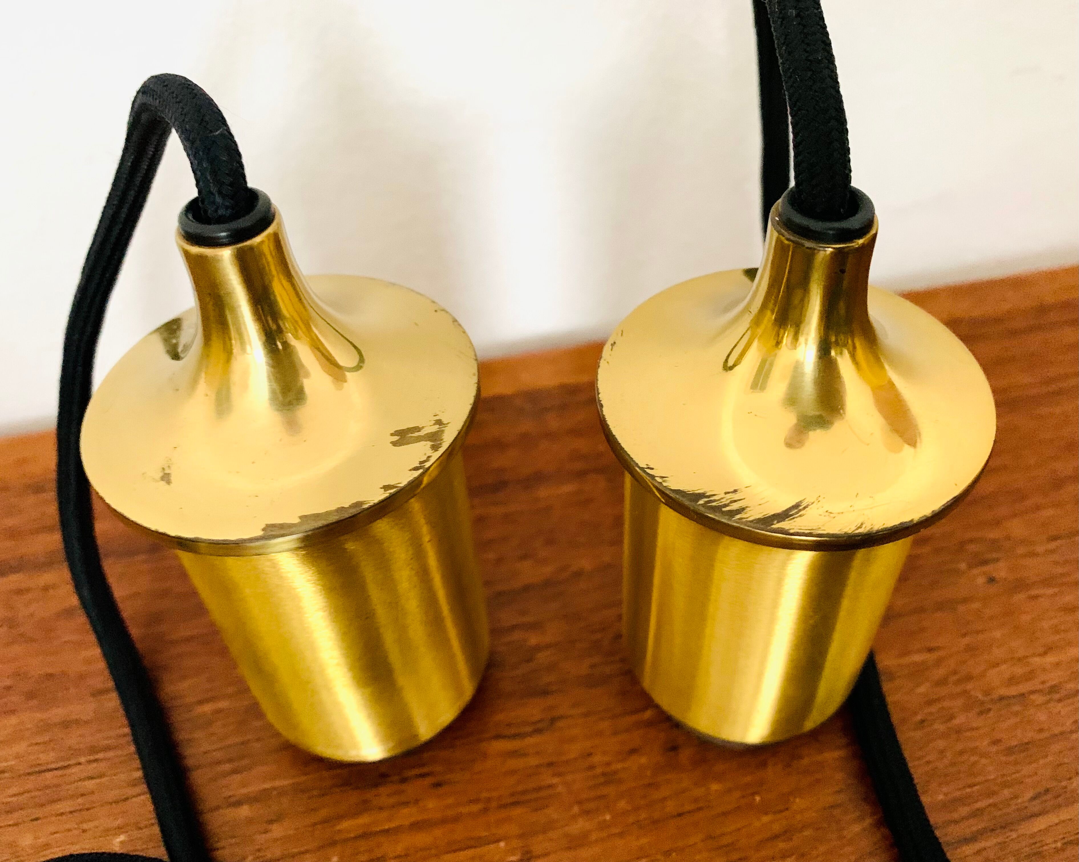 Lampe suspendue en laiton Posa44 double réglable par Florian Schulz