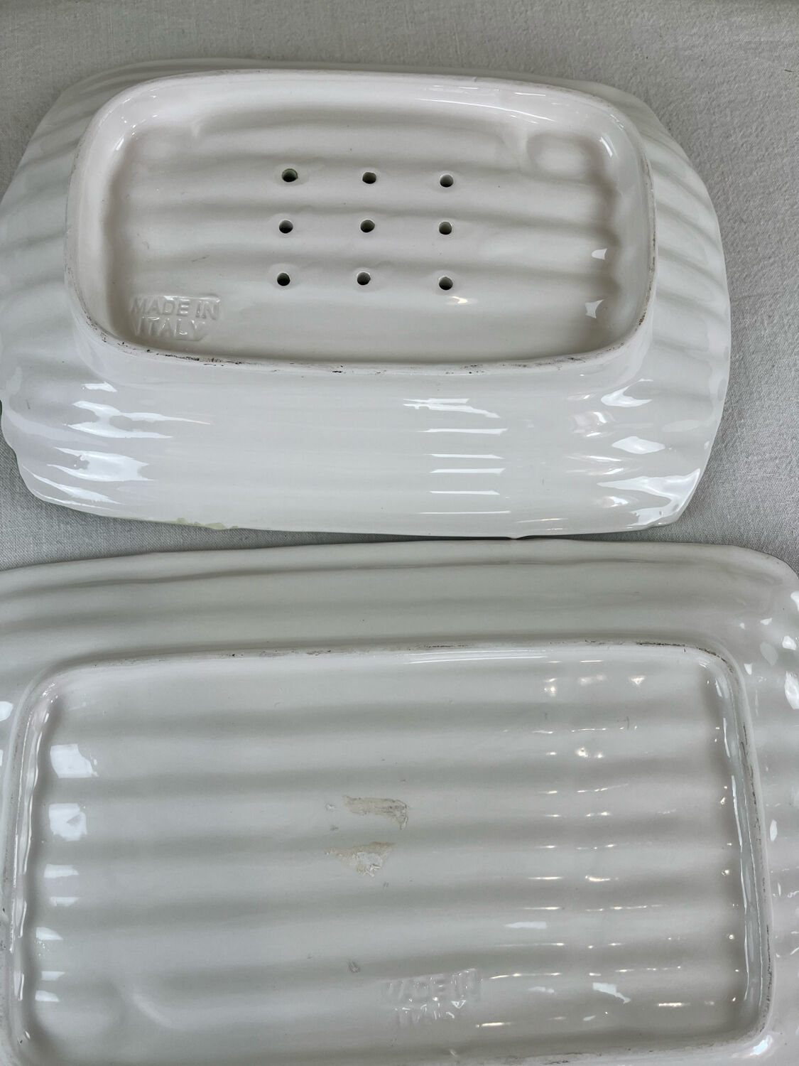 Asparagus dish in earthenware