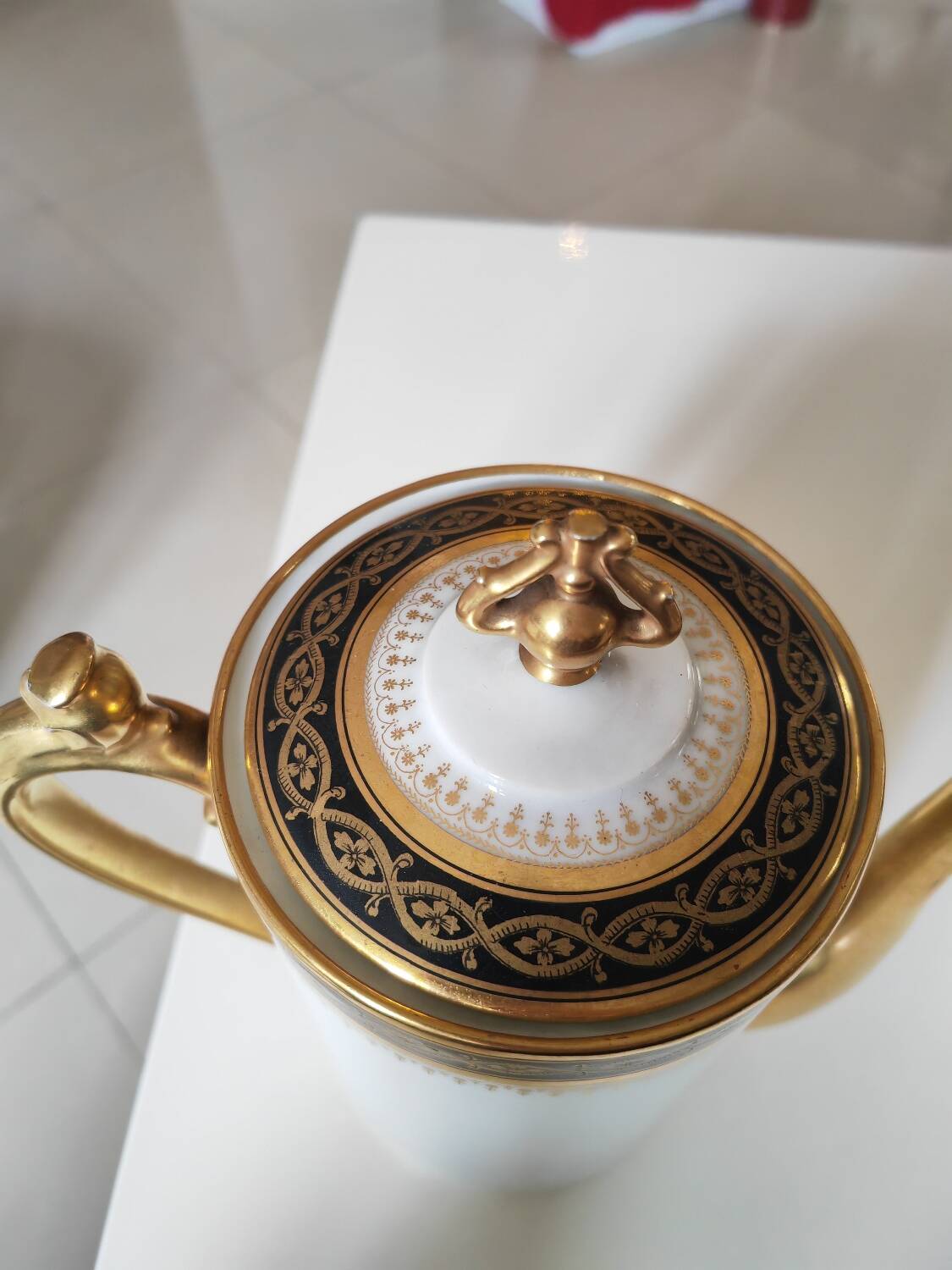 Chabrol and poirier coffee maker