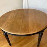 Extendable table 12/14 cutlery