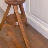 Tabouret à vis