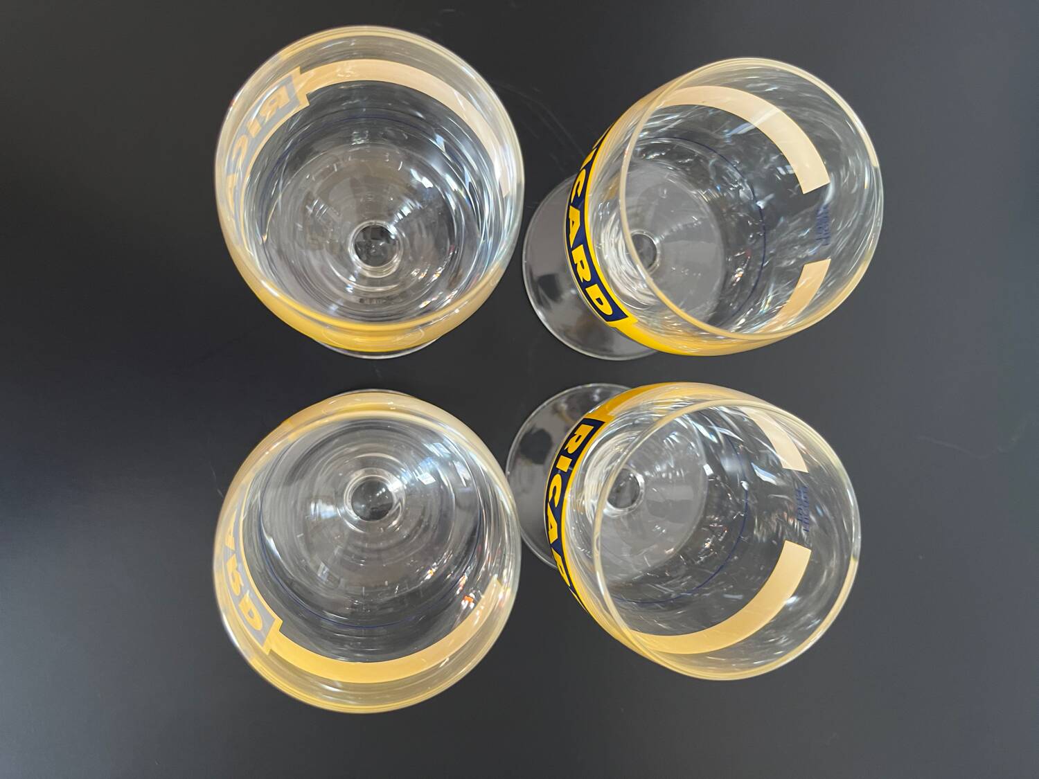 Lot Ricard carafe en céramique et 4 verres ballon série limitée