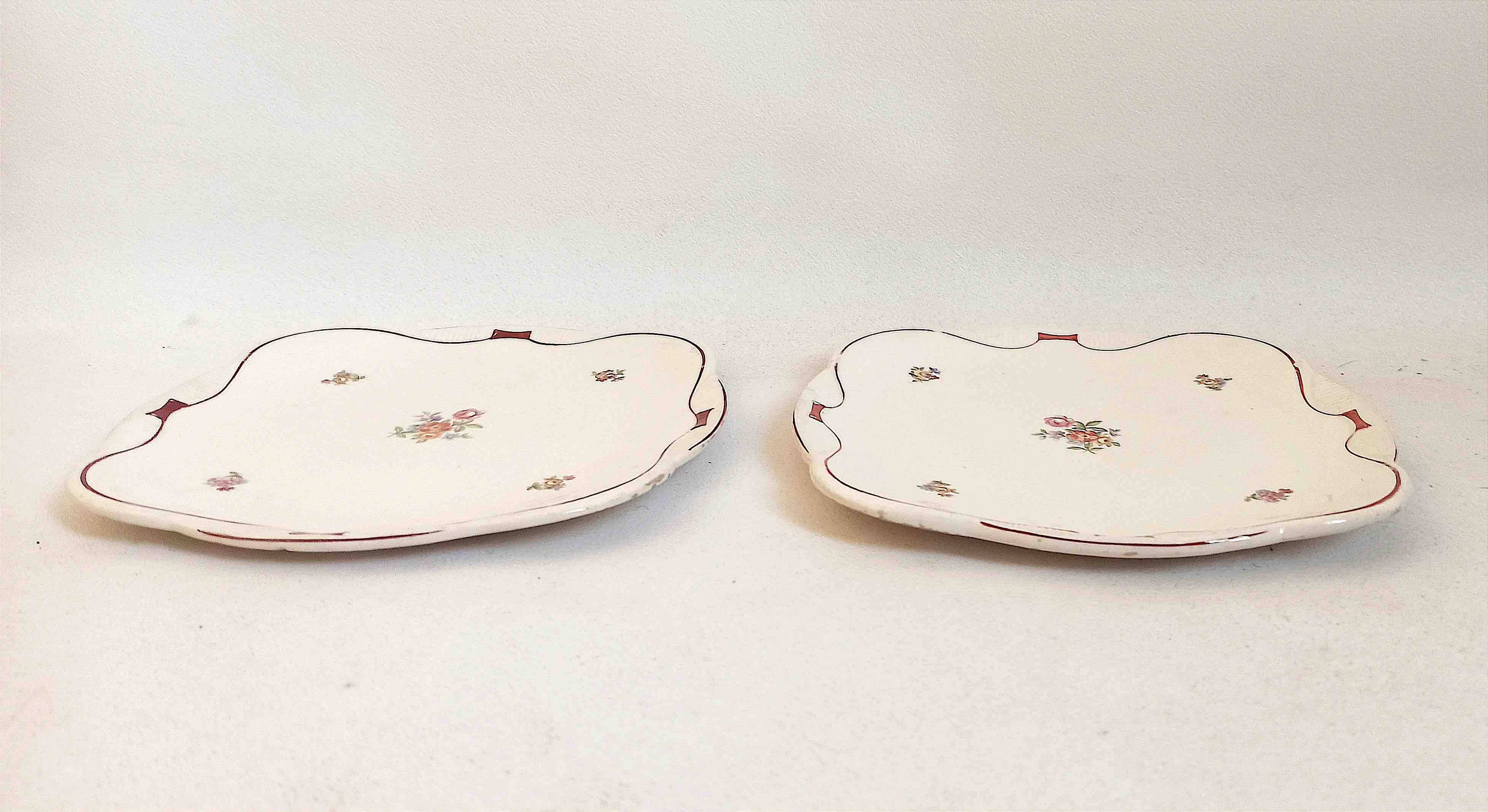 Pair of dessert plates Moulin des Loups St Amand Width 18 cm