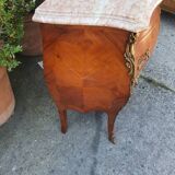 Marquetry chest of drawers