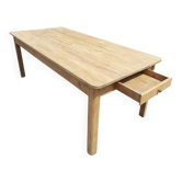 Farm table