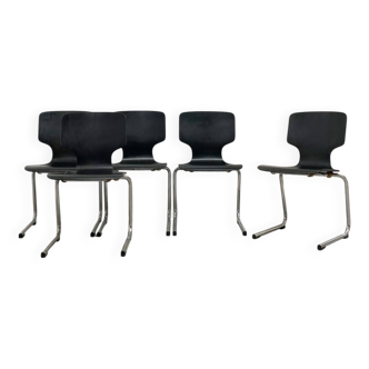 5 chaises vintage en bois thermoformé noir