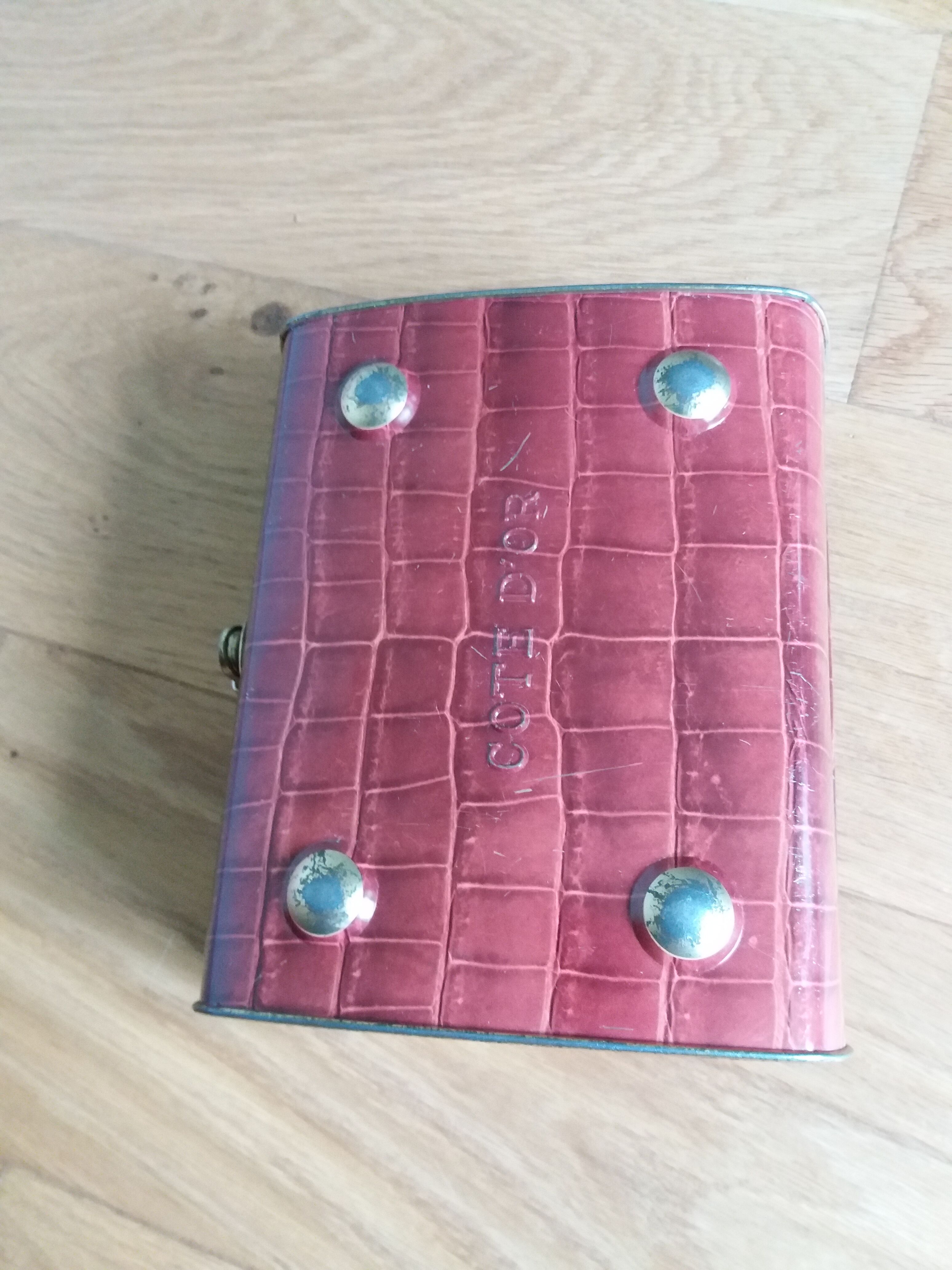 Cote d'Or crocodile skin effect metal advertising box