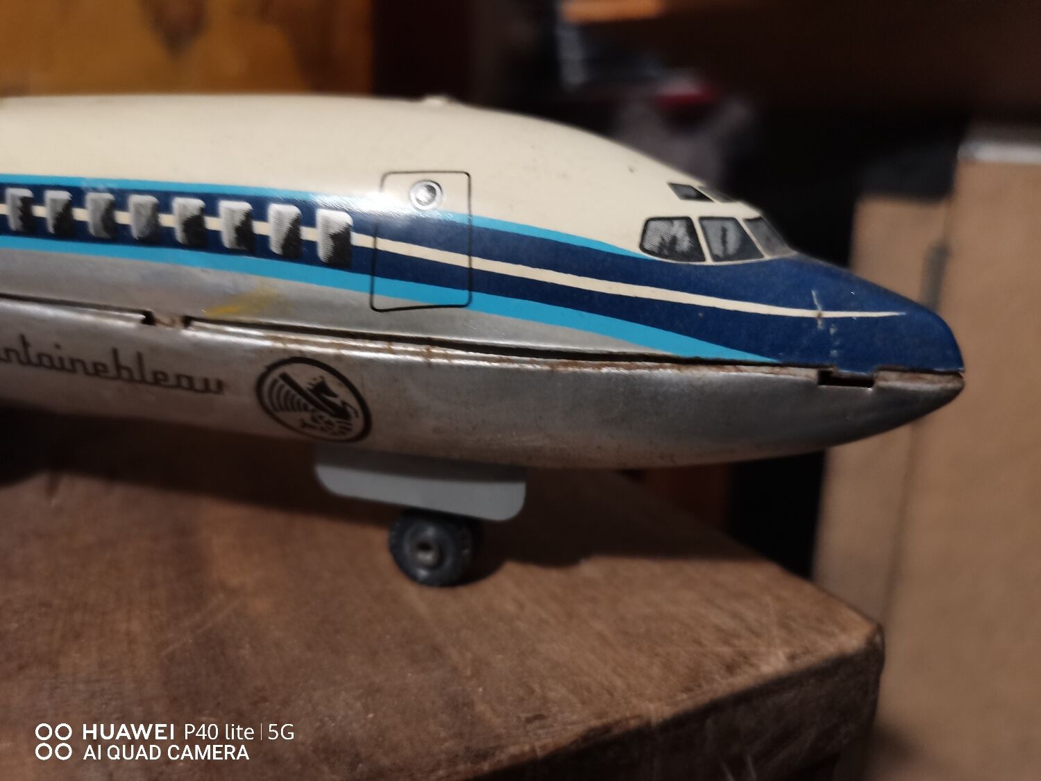 Ancienne maquette avion en métal
