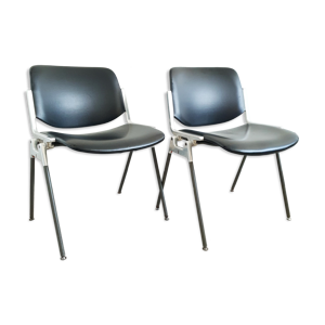Paire de chaises dsc