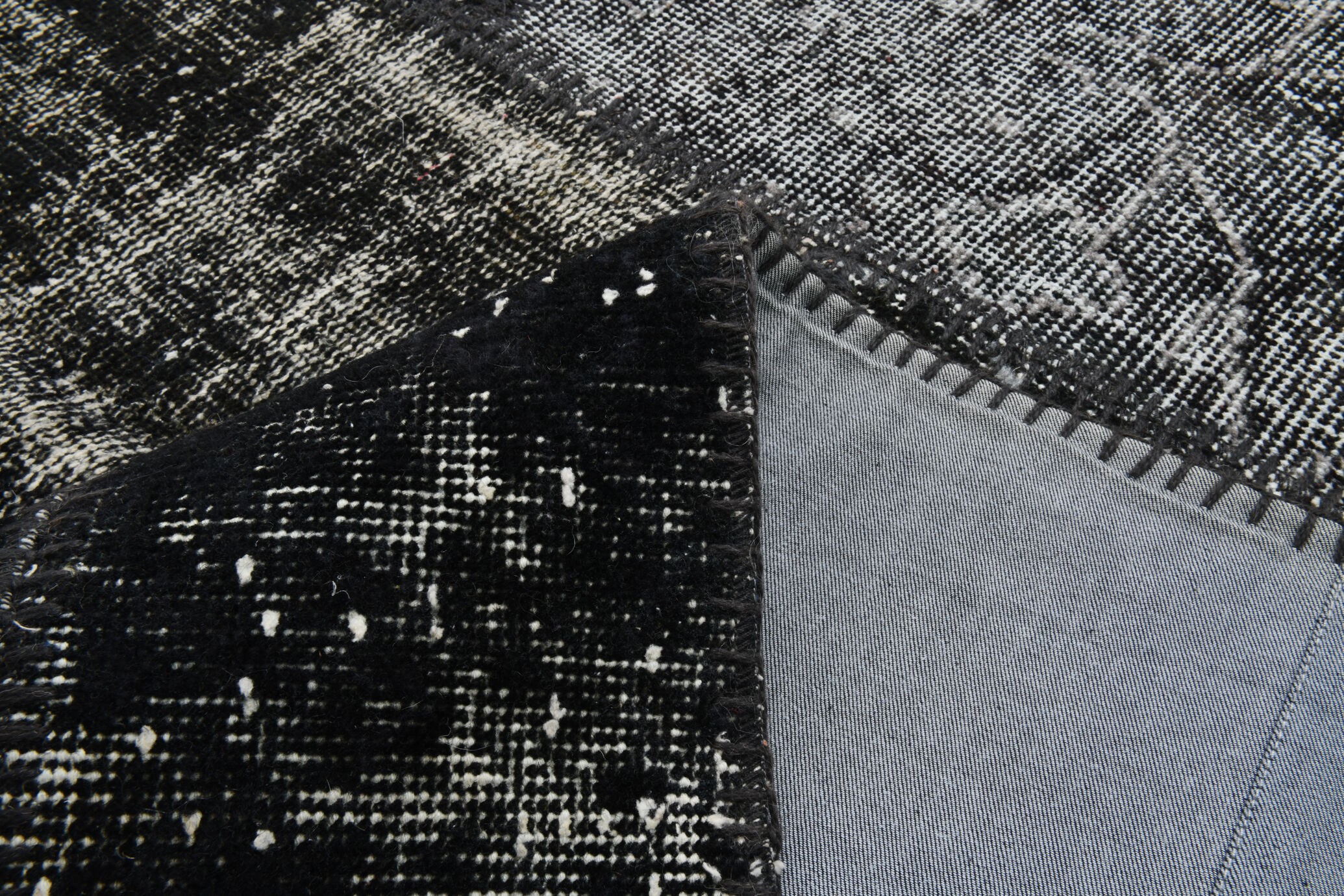 7x10 white & black oriental carpet