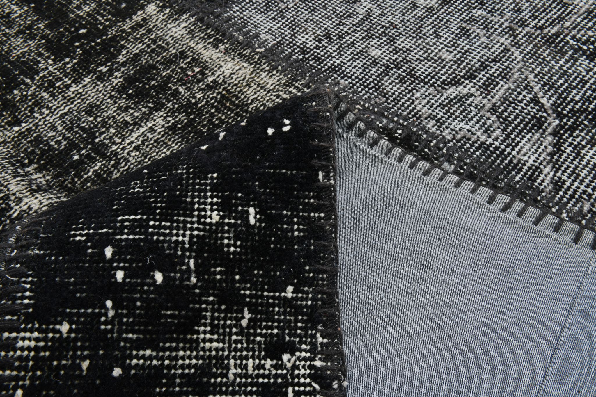 Tapis oriental blanc & noir 311x213