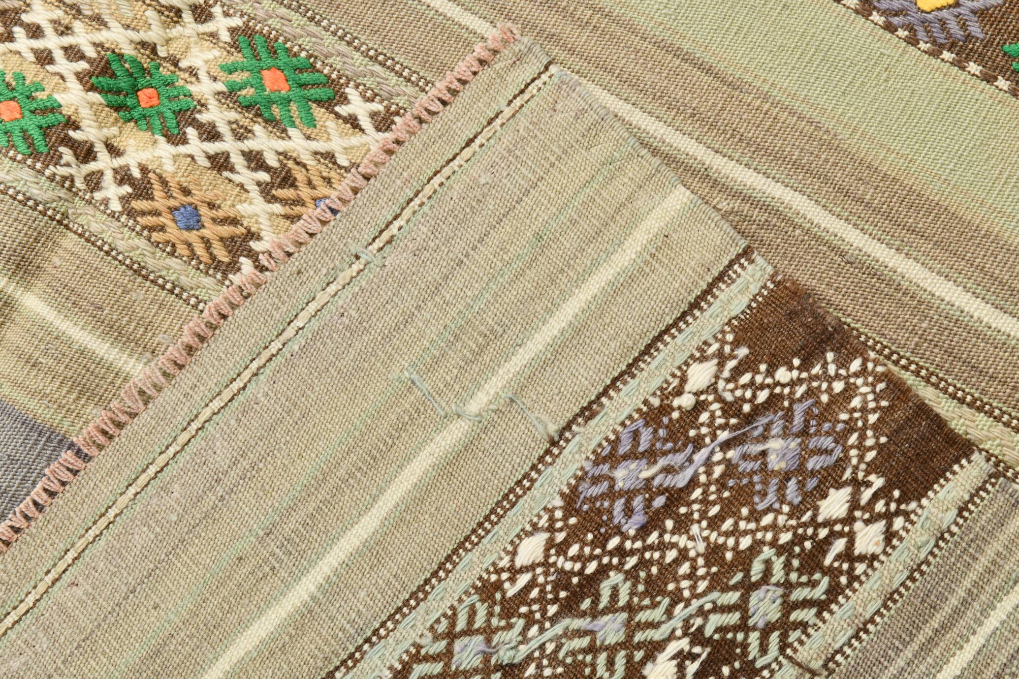4x8 Soft Pastel Green Vintage Kilim Rug, 139x241Cm SK 33042