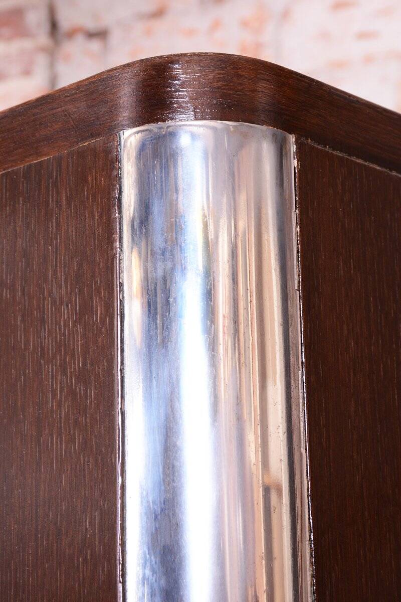 Garde-robe Bauhaus en chrome, acier et chêne de Vichr a Spol, République tchèque, années 1930.