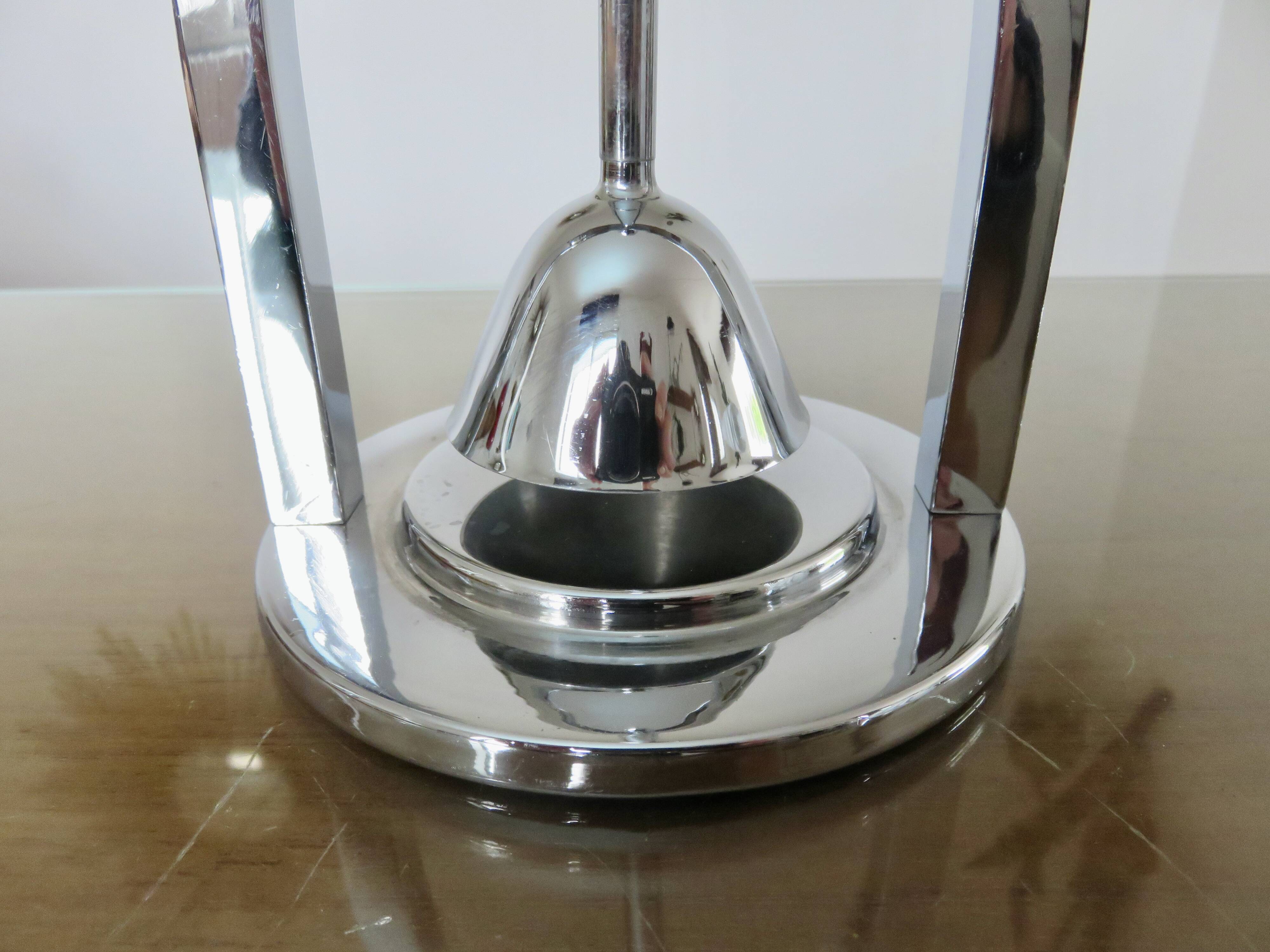 Art deco citrus press in chrome-plated brass 1930s 40s