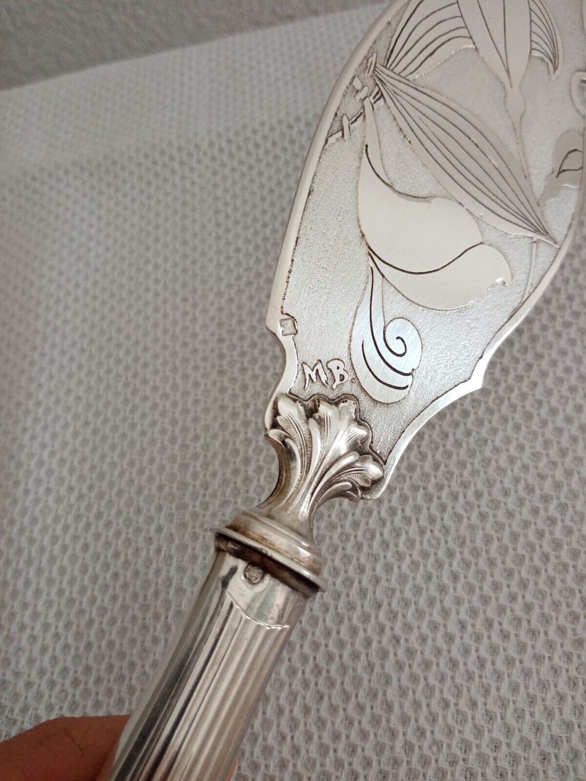 Cutlery with minerva silver handle