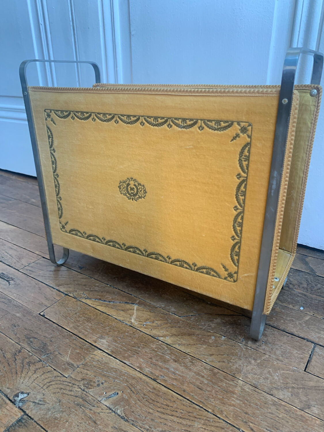 Porte revue Velours