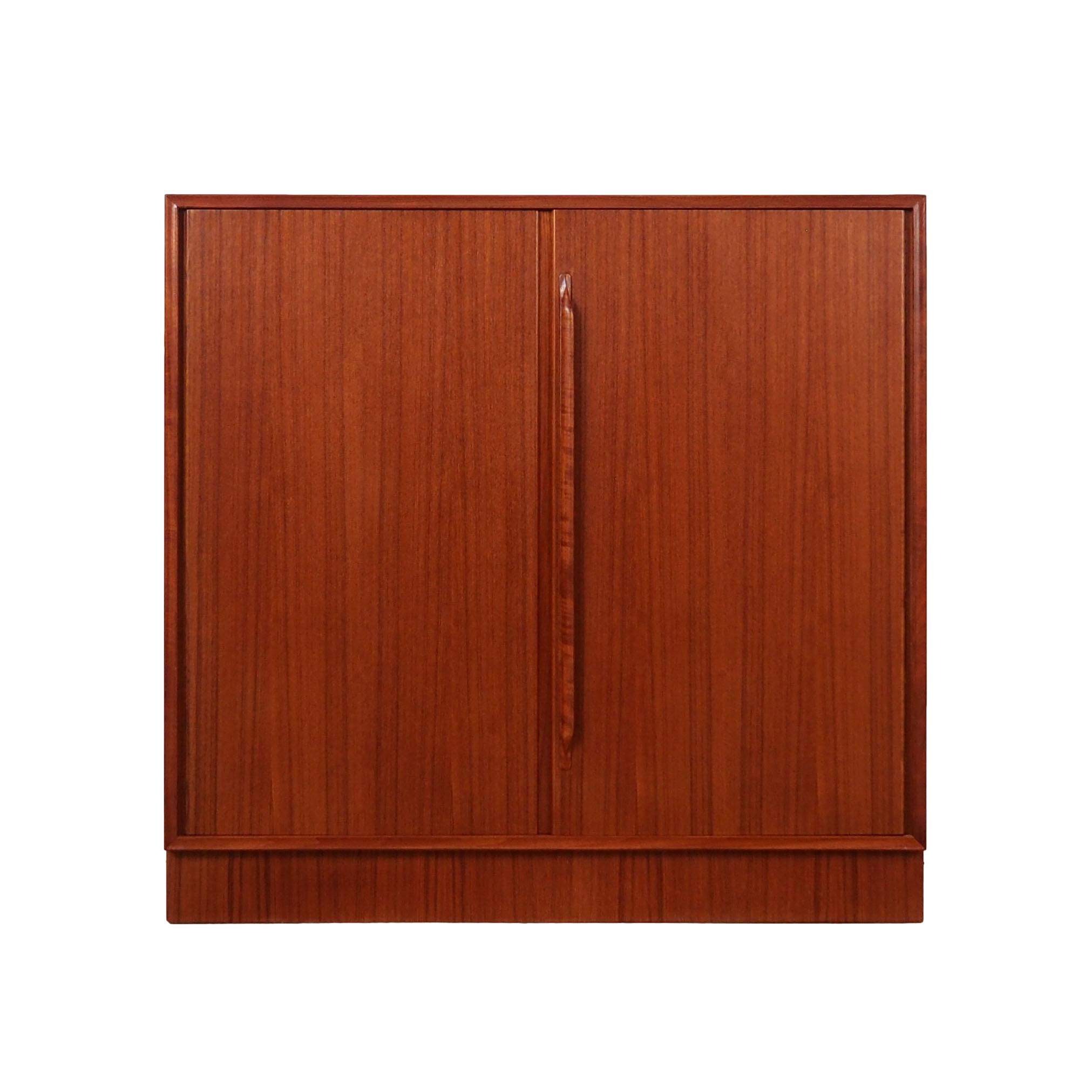 Teak cabinet, German design, 1970s, manufactured by RT Möbel