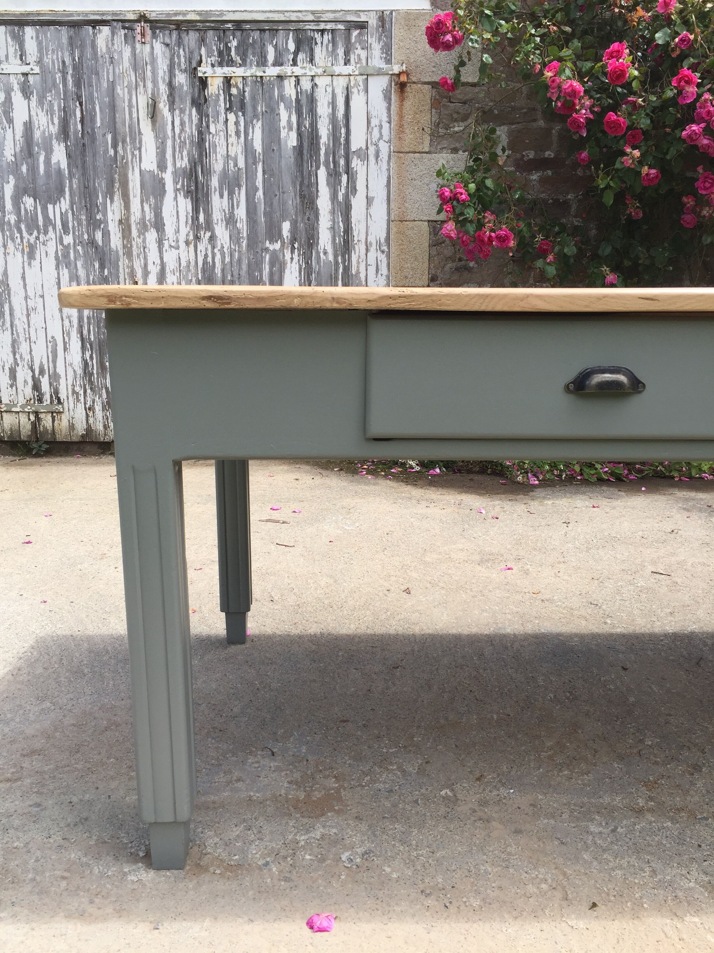 Ferm table
