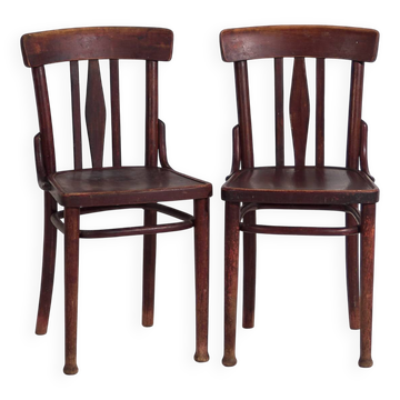 Antique Thonet chairs (c.1920). Set of 2 pieces.