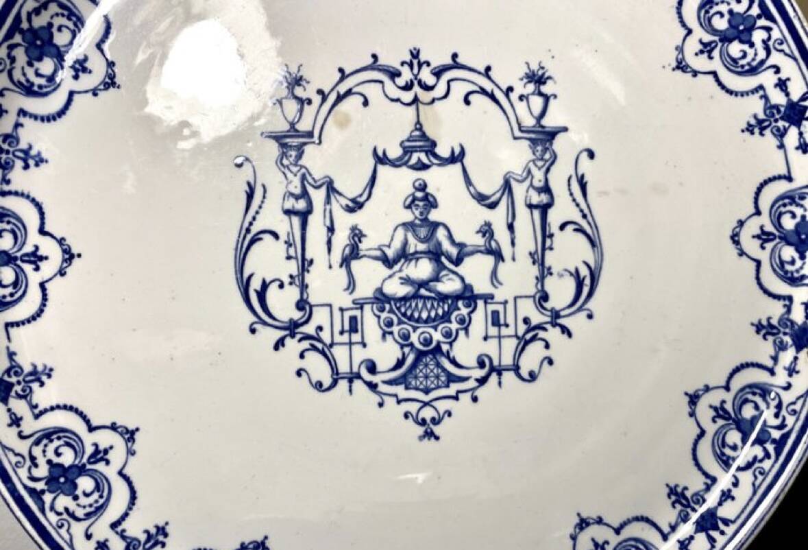 4 old Moustiers plates