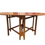 Table dite « Gateleg » style scandinave