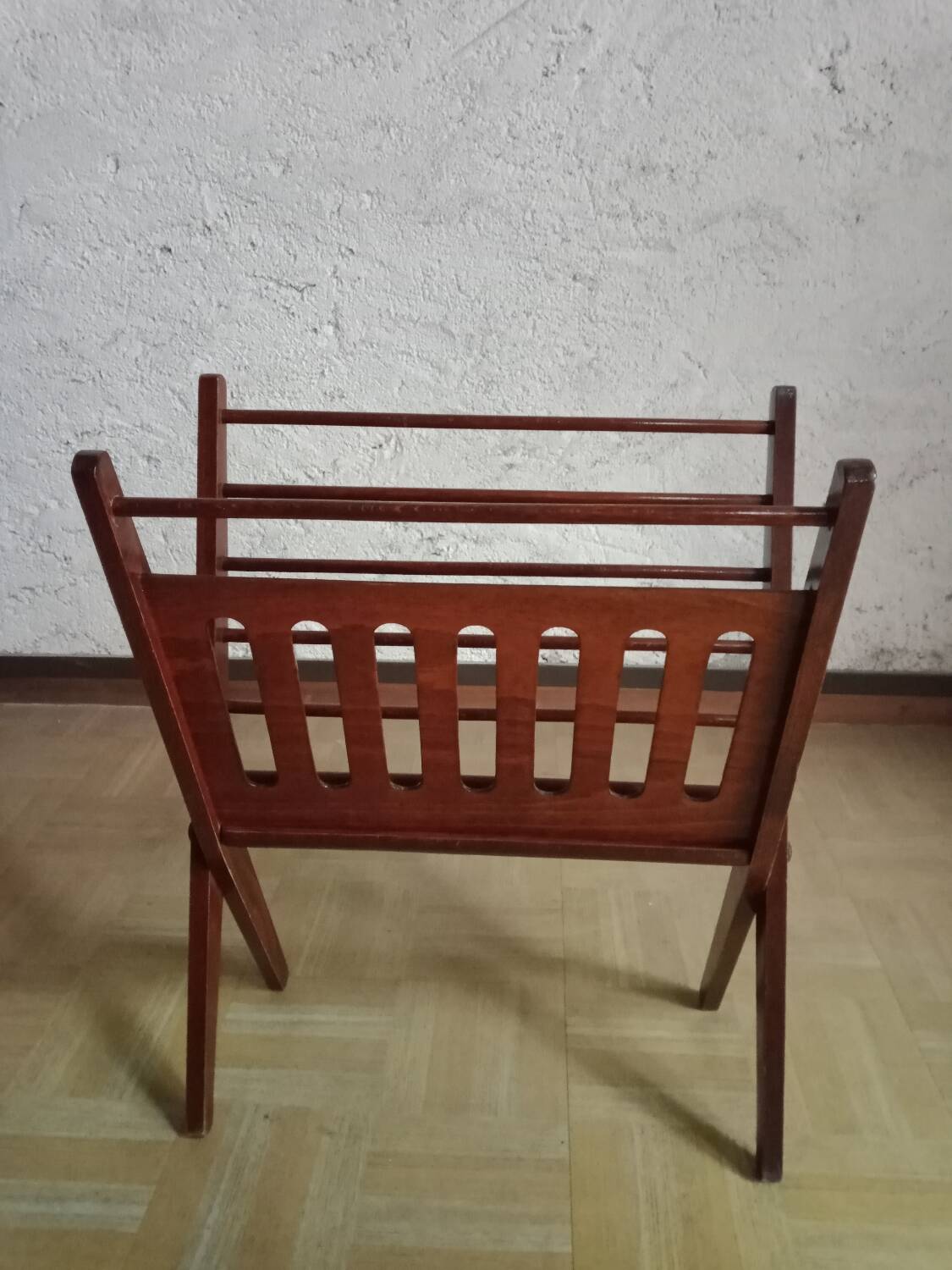 Cees Braackman folding magazine rack