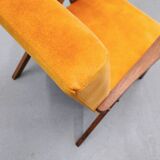Mid Century Easy Chair Model B 310 Var in Sunset Velvet