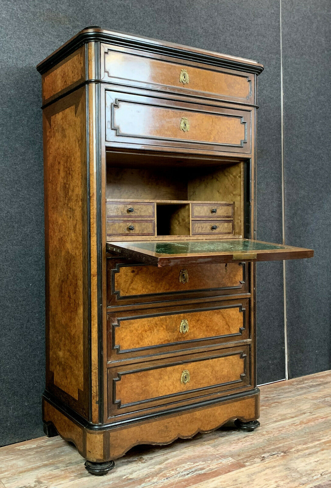 Napoleon III era secretary in elm and walnut marquetry
