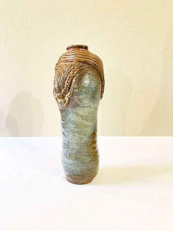 Vase en grès vernissé et monogrammé