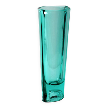 Vase vintage en verre pressé du milieu du siècle par Miloš Filip / 1963