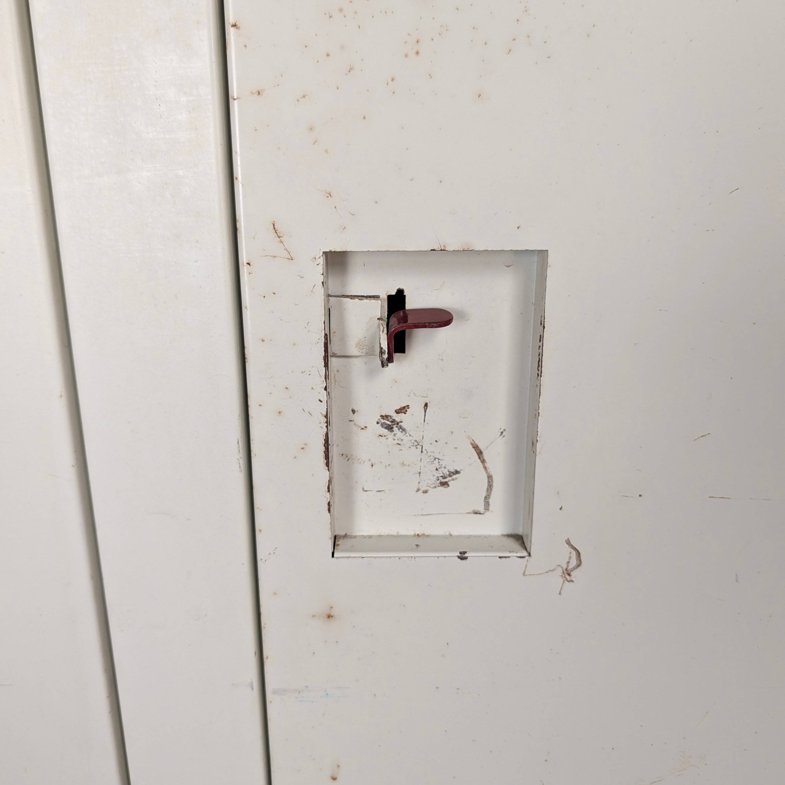 Metal industrial cloakroom