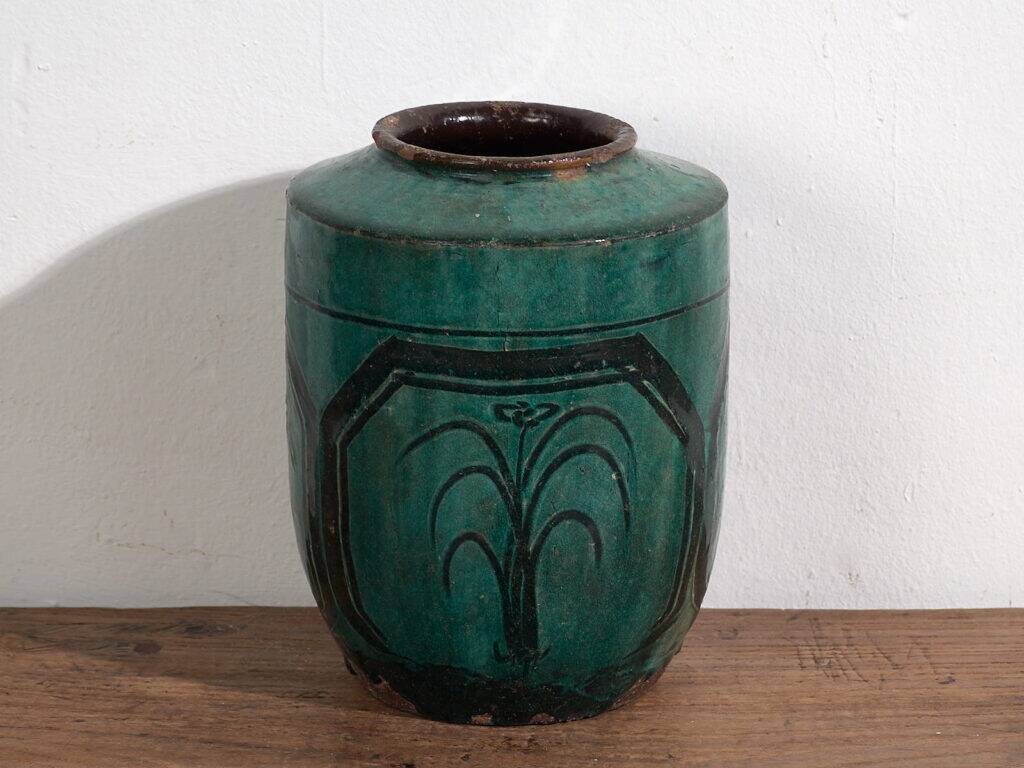 Antique vase with plant details (circa 1820) #33