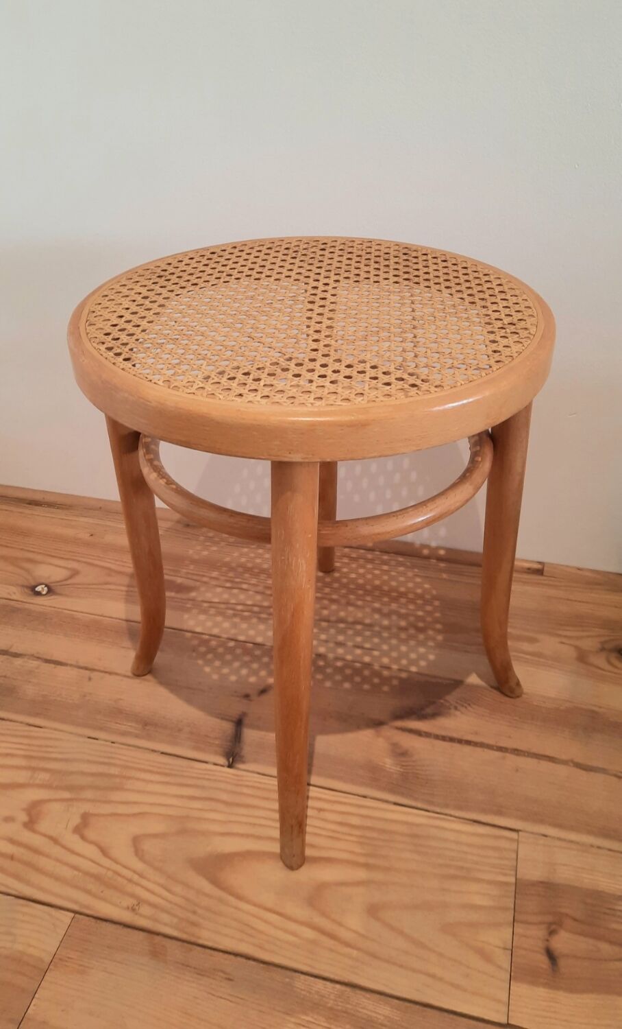 Cannage stool vitage