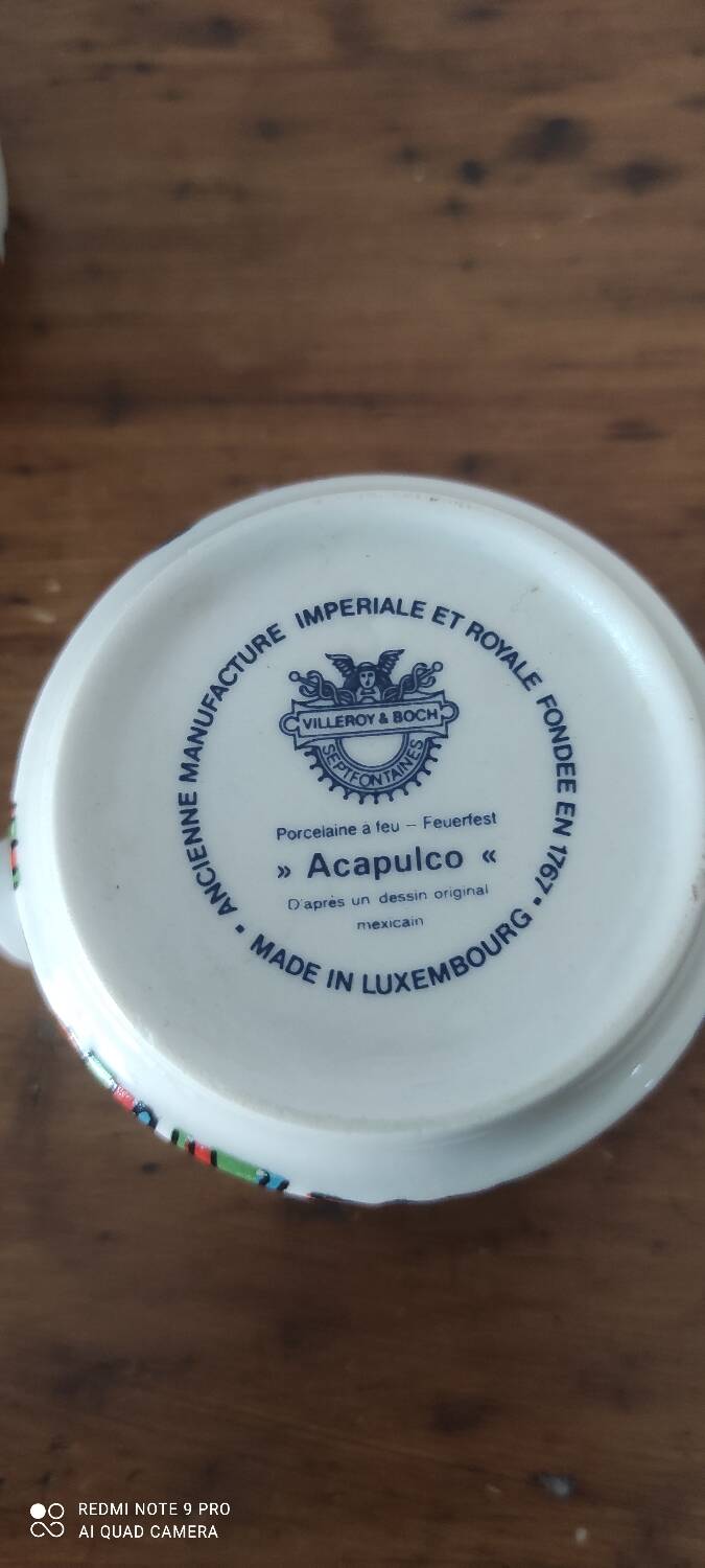 Acapulco coffee maker and milk jug