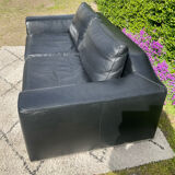 High-quality black leather Durlet sofa