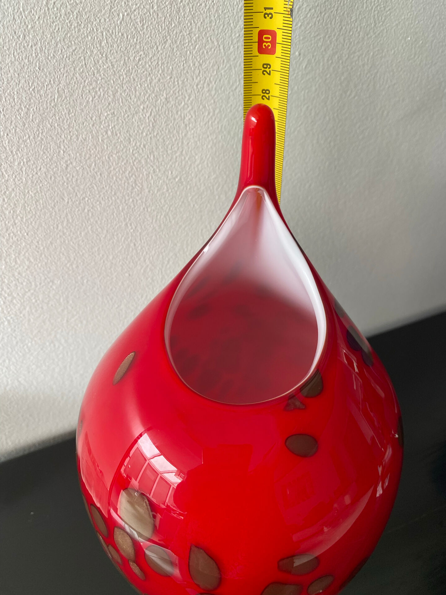 Vase Murano vintage rouge avec paillettes d or