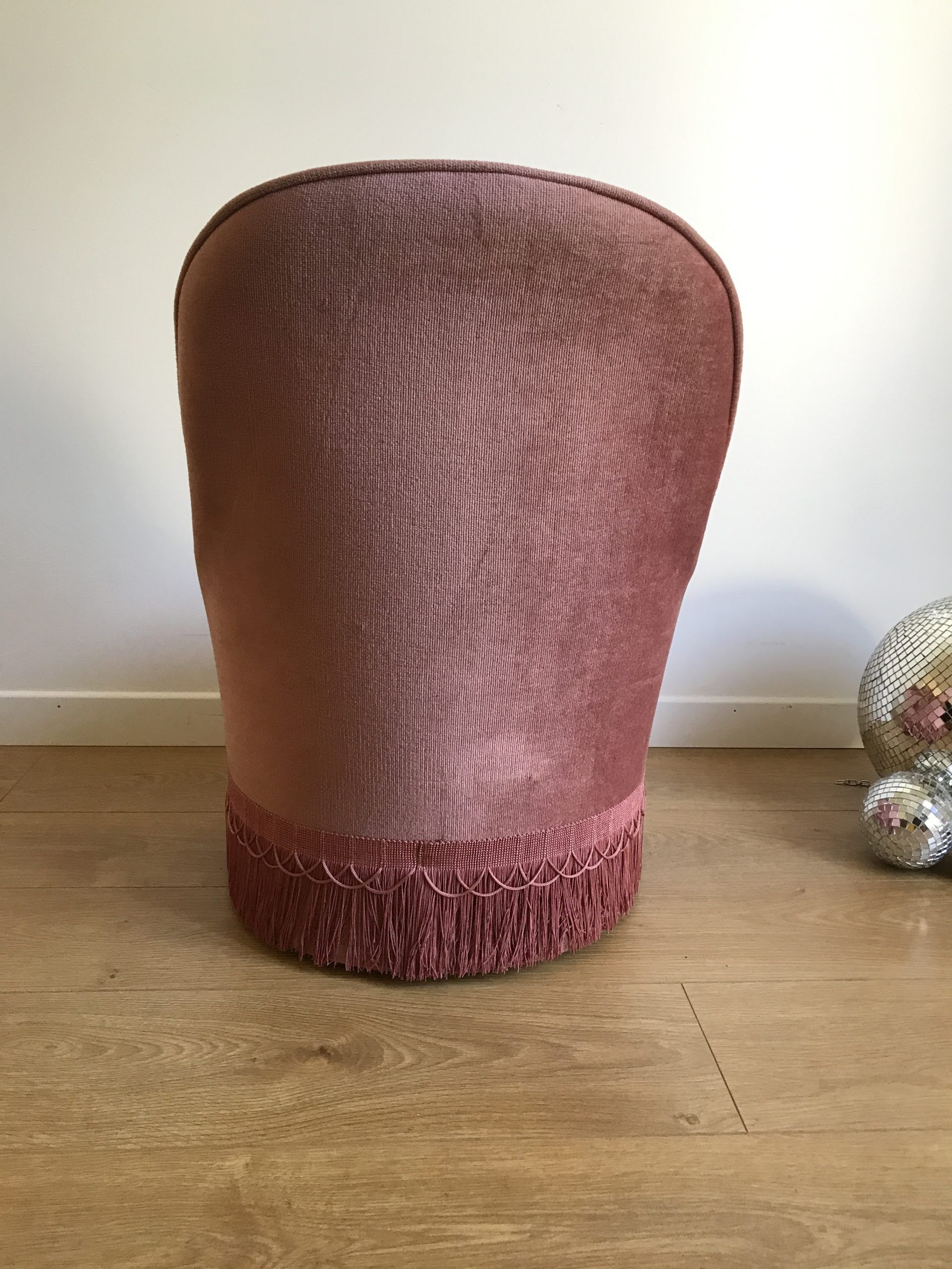 Toad style heater in original pink velvet with trunk