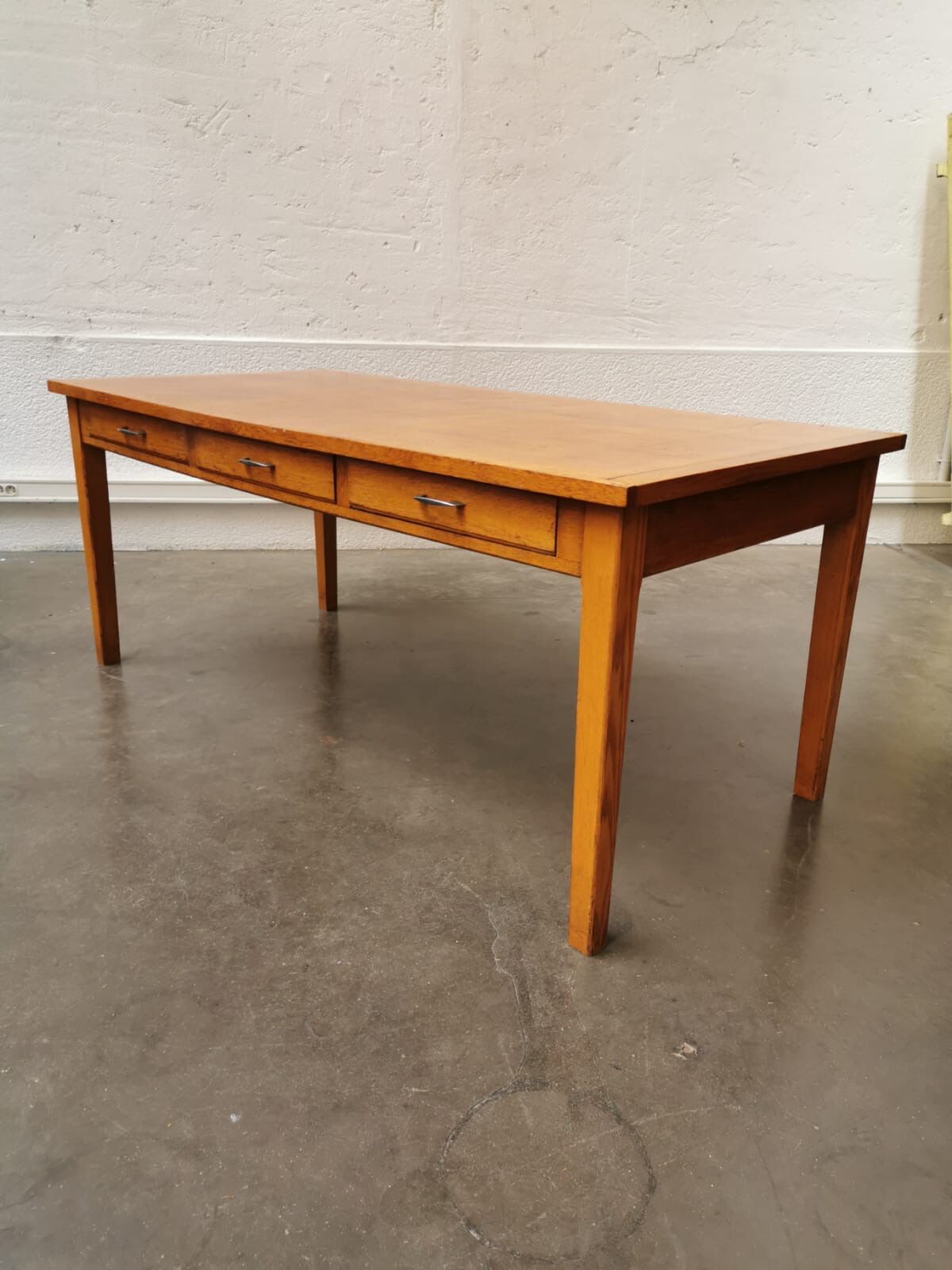 Refectory table